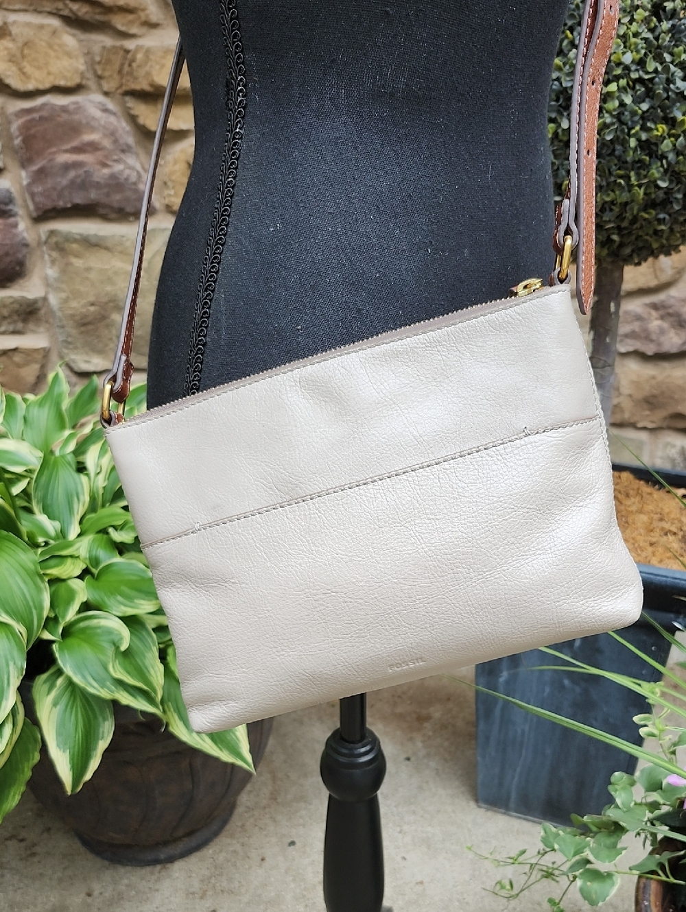 FOSSIL FIONA LEATHER CROSSBODY BAG - Picture 14 of 16